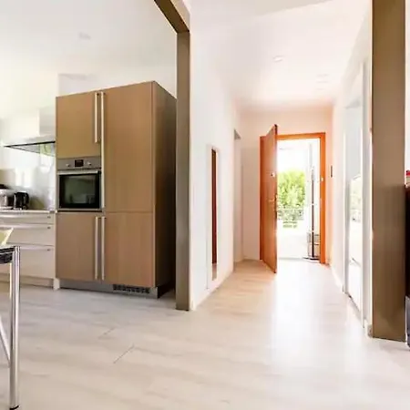 Maison De Maitre Apartment